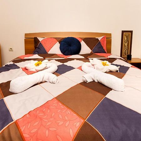 Lovely 1Bd Apartment Close To The Summer Theatre Plovdiv Esterno foto