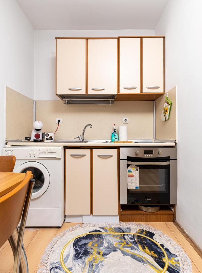 Lovely 1Bd Apartment Close To The Summer Theatre Plovdiv Esterno foto